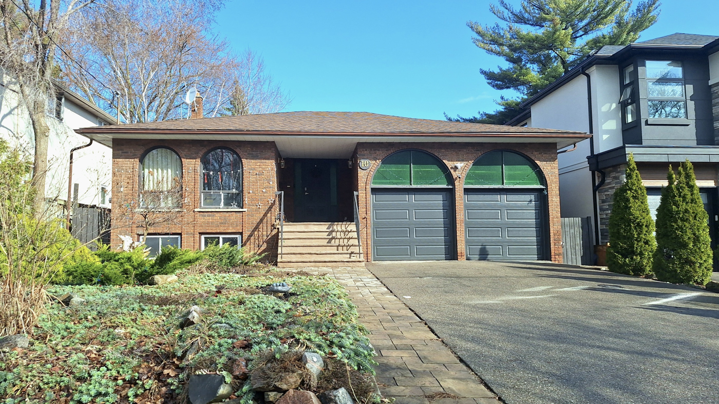 Residential garage door winterize Toronto