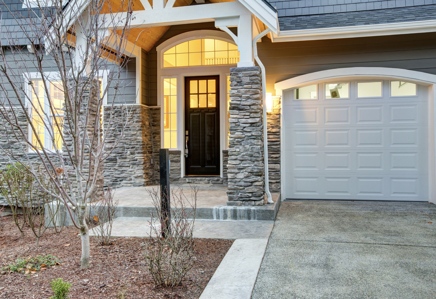 Residential garage door with WiFi connectivity